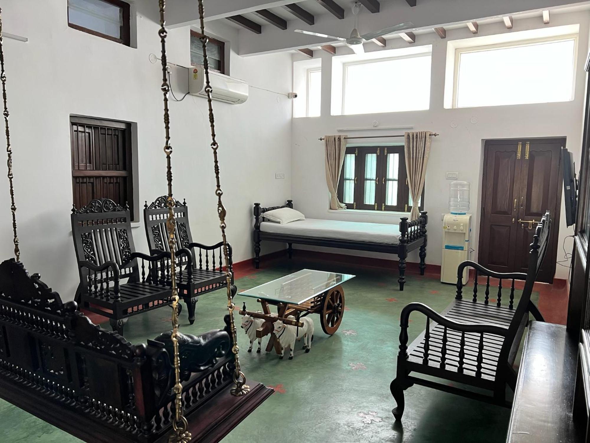 Bed and Breakfast Laxmi Nivas 1949 Secunderabad Екстер'єр фото