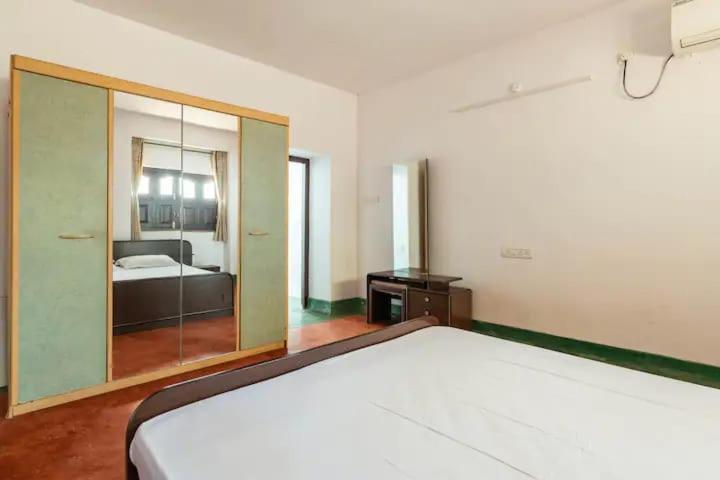 Bed and Breakfast Laxmi Nivas 1949 Secunderabad Екстер'єр фото